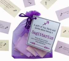 SAGITTARIUS Gift of fun facts and quotes about being a Sagittarius : Star sign gift,astrology birthday,zodiac sign,star sign quotes,gift for her,zodiac christmas,november birthday,december birthday,Sagittarius gift,Sagittarius birthday,Sagittarius quotes,
